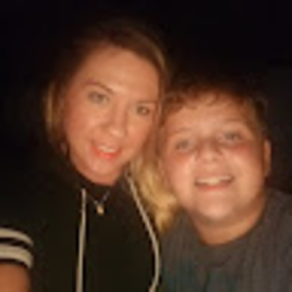 Meet your Posher, Rebecca - Picture 1 of 1